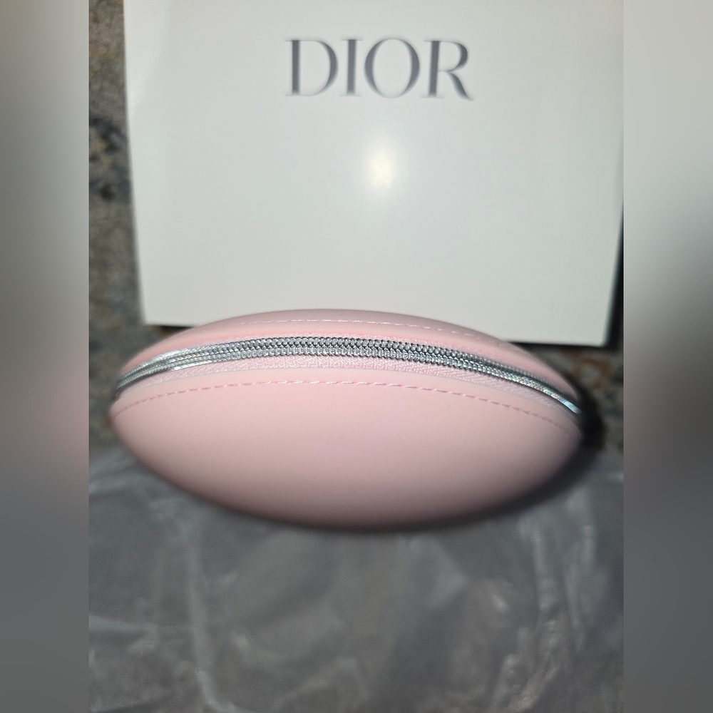 NEW 2025 DIOR Homme Premier Pink Round Novelty Pouch! - Picture 8 of 11